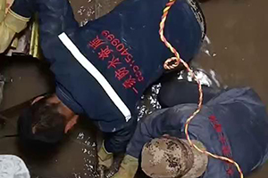 咸阳电梯井堵漏施工视频
